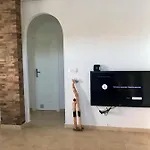 Bungalow Pedro 펜션 또레비에하
