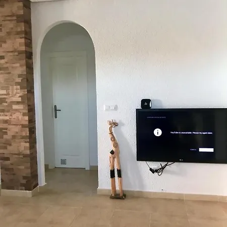 Bungalow Pedro 度假居 托雷维耶哈